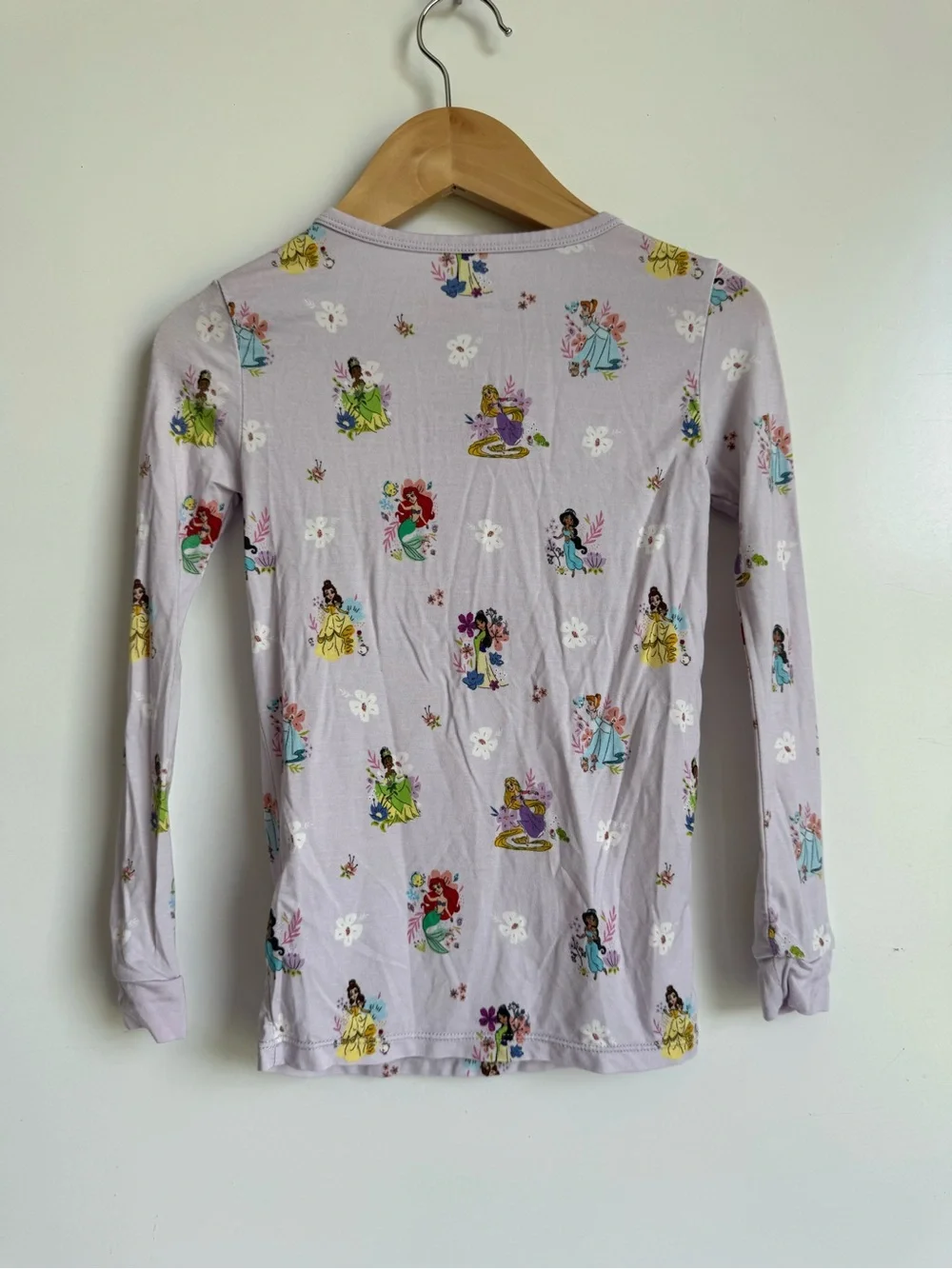 Magnetic me Disney princess pajama top bamboo 5T purple long sleeve soft‎ cozy